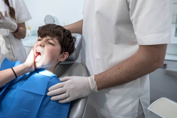 Best Emergency Dental Care for Broken or Chipped Teeth in Seatac, WA